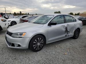 Volkswagen Jetta BASE 2.0L 4 2012