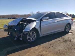Hyundai Sonata GLS 2.4L 4 2013