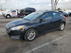 Ford Focus SE 2.0L 4 2015