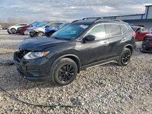 Nissan Rogue SV 2.5L 4 2017