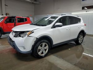 Toyota Rav4 XLE 2.5L 4 2013