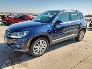 Volkswagen Tiguan S 2.0L 4 2012