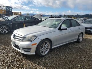 Mercedes-Benz C 250 1.8L 4 2013