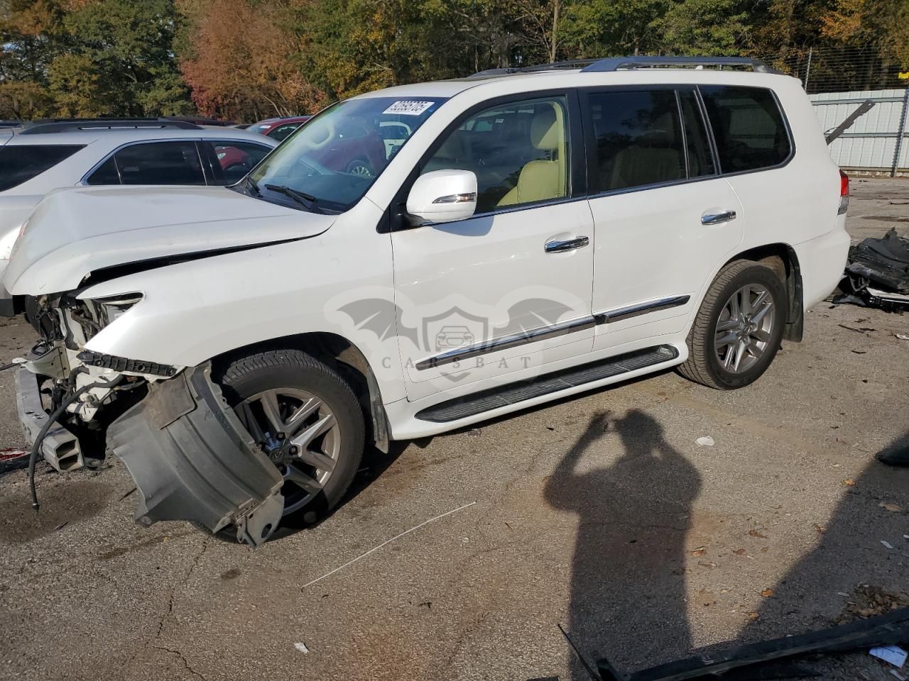 Lexus LX 570 5.7L 8 2013