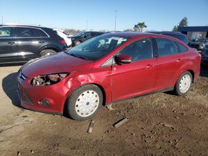 Ford Focus SE 2.0L 4 2014