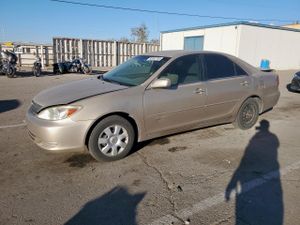 Toyota Camry LE 2.4L 4 2003
