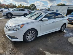Hyundai Sonata SE 2.4L 4 2014