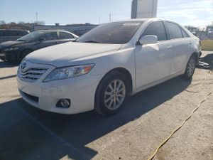 Toyota Camry SE 3.5L 6 2011