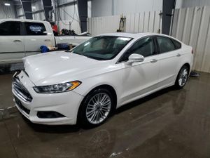 Ford Fusion SE 2.0L 4 2015