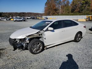 Toyota Camry LE 2.5L 4 2015