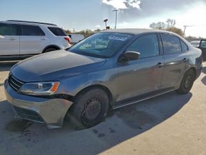 Volkswagen Jetta BASE 2.0L 4 2014