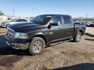 RAM 1500 LARAMIE 5.7L 8 2015
