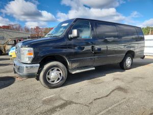 Ford Econoline E350 SUPER DUTY WAGON 5.4L 8 2012