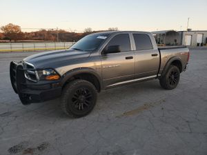 Dodge RAM ST 5.7L 8 2012