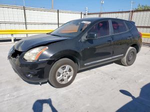 Nissan Rogue S 2.5L 4 2013