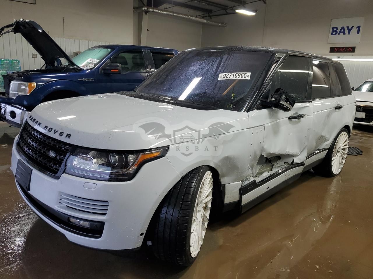 Land Rover Range Rover SUPERCHARGED 5.0L 8 2016