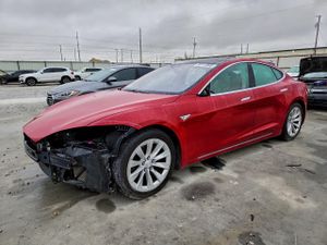 Tesla Model S 2016