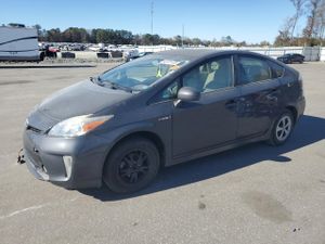 Toyota Prius 1.8L 4 2013