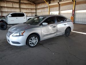 Nissan Sentra S 1.8L 4 2015