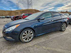 Hyundai Sonata SE 2.4L 4 2014