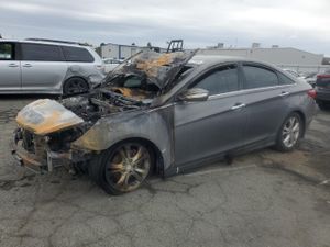 Hyundai Sonata SE 2.4L 4 2013