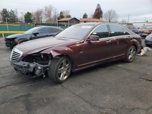 Mercedes-Benz S 550 4MATIC 4.6L 8 2012