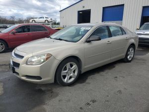 Chevrolet Malibu LS 2.4L 4 2010