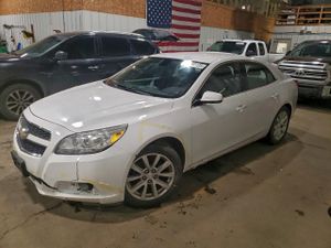 Chevrolet Malibu 2LT 2.5L 4 2013