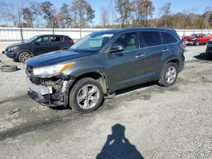 Toyota Highlander LIMITED 3.5L 6 2015