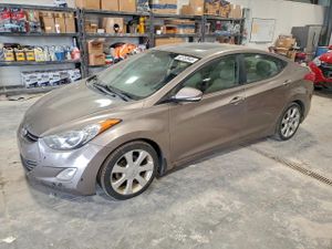 Hyundai Elantra GLS 1.8L 4 2013