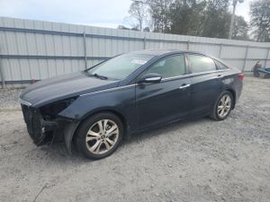 Hyundai Sonata SE 2.4L 4 2013