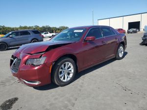 Chrysler 300 LIMITED 3.6L 6 2015
