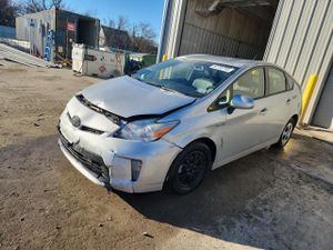 Toyota Prius 1.8L 4 2013