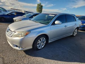 Toyota Avalon BASE 3.5L 6 2012