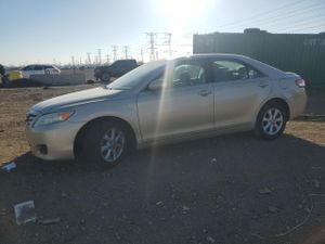 Toyota Camry BASE 2.5L 4 2011