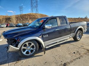 RAM 1500 LARAMIE 5.7L 8 2014