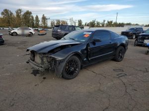 Ford Mustang 3.7L 6 2014
