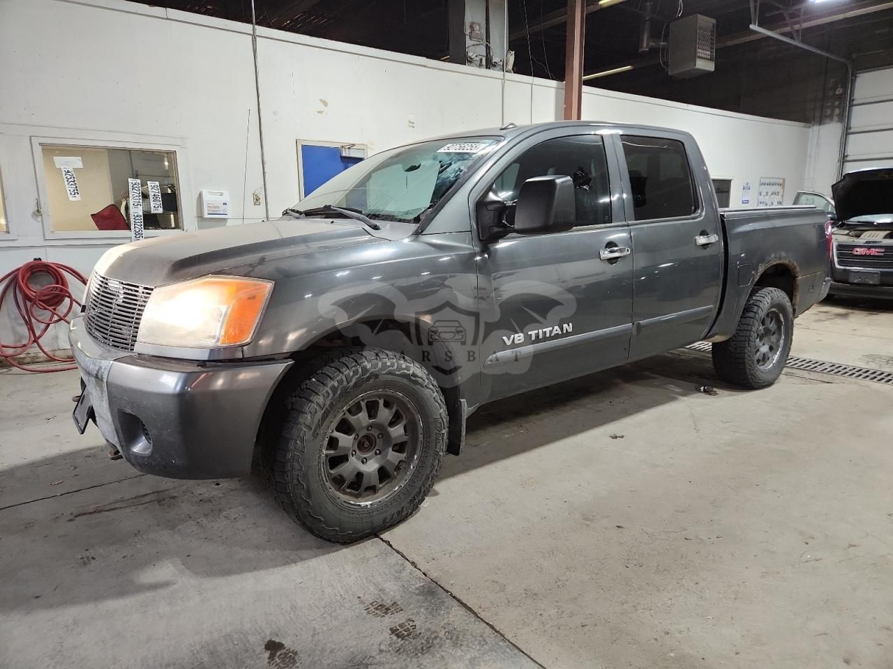 Nissan Titan XE 5.6L 8 2009
