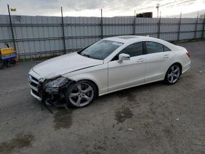 Mercedes-Benz CLS 550 4.6L 8 2013