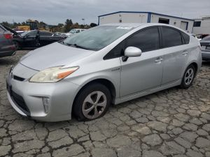 Toyota Prius 1.8L 4 2013