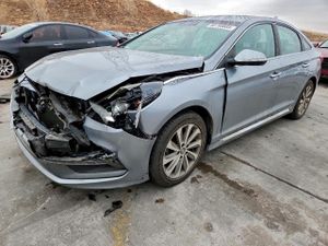 Hyundai Sonata SPORT 2.4L 4 2015