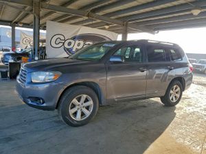 Toyota Highlander SE 3.5L 6 2010