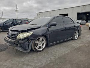 Toyota Corolla BASE 1.8L 4 2013