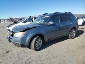 Subaru Forester 2.5X PREMIUM 2.5L 4 2013