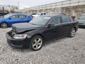 Volkswagen Passat SE 1.8L 4 2014