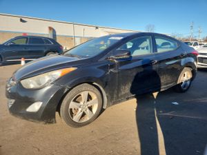 Hyundai Elantra GLS 1.8L 4 2013