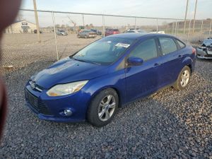 Ford Focus SE 2.0L 4 2012