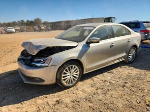 Volkswagen Jetta SEL 1.8L 4 2014