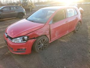 Volkswagen Golf 1.8L 4 2015