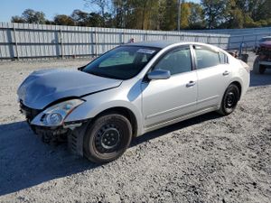 Nissan Altima BASE 2.5L 4 2010